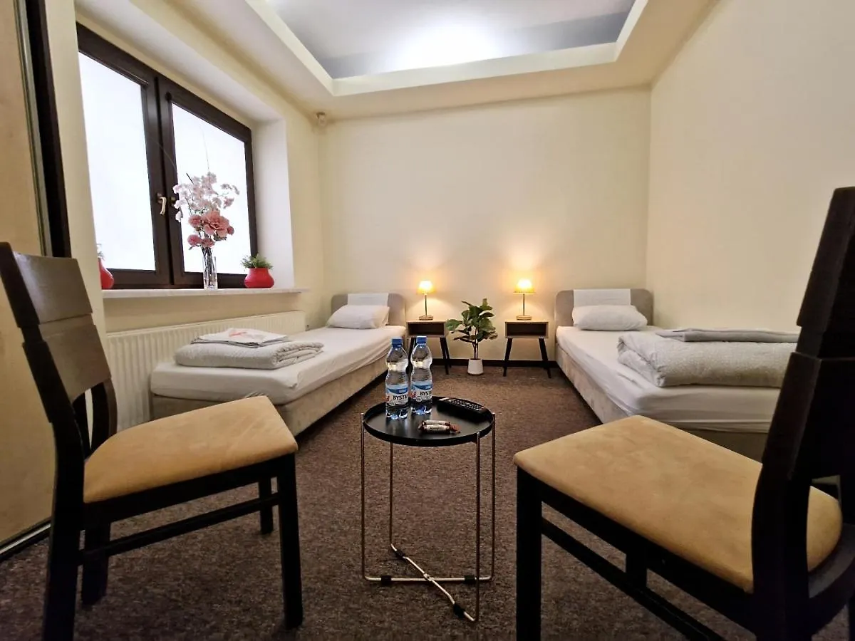 Helvetia Plus B&B - Private Rooms And Apartments Warsaw
