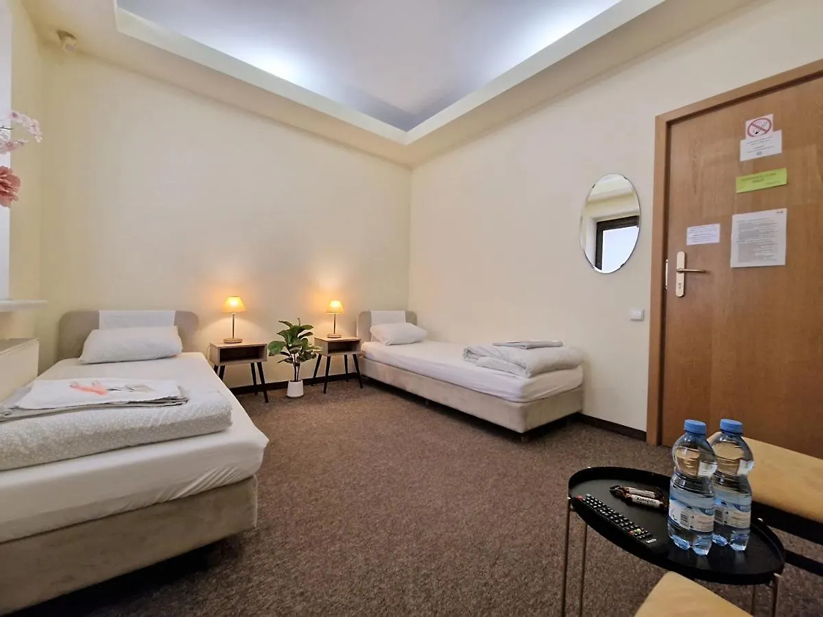 Helvetia Plus B&B - Private Rooms And Apartments Warsaw Poland